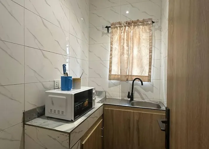 Maxwells Inn Yaba